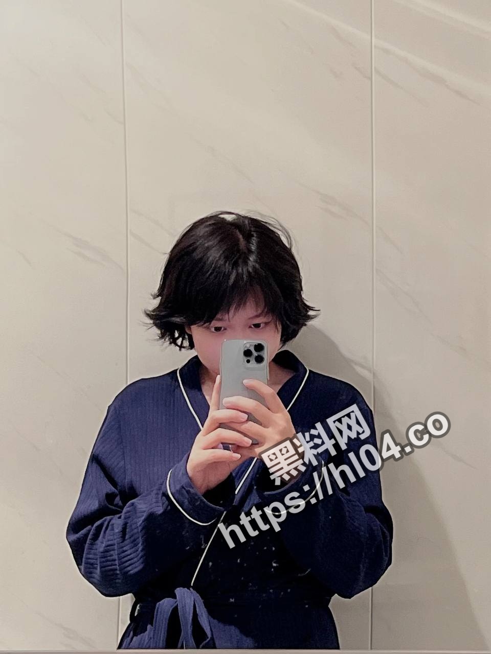 960X1280