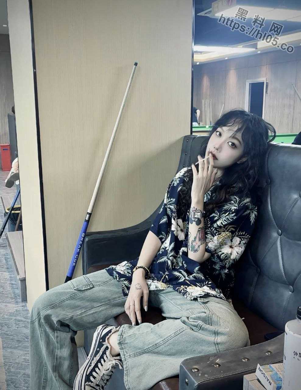 988X1280