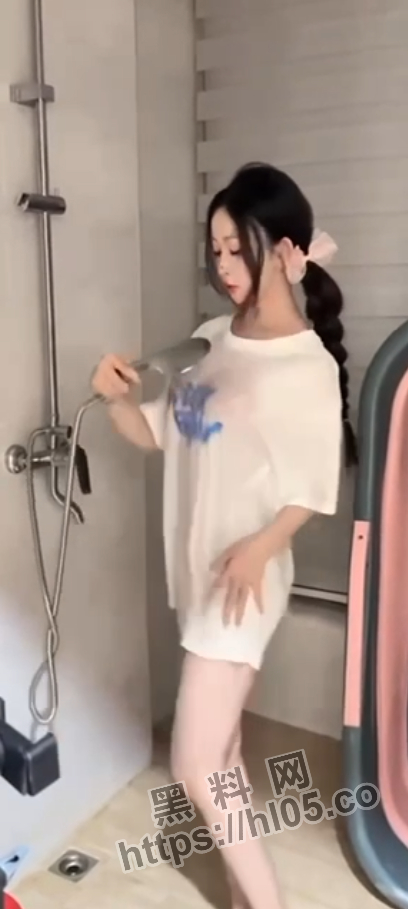 408X909