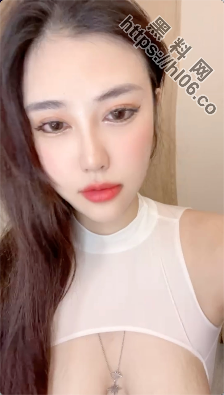 726X1280