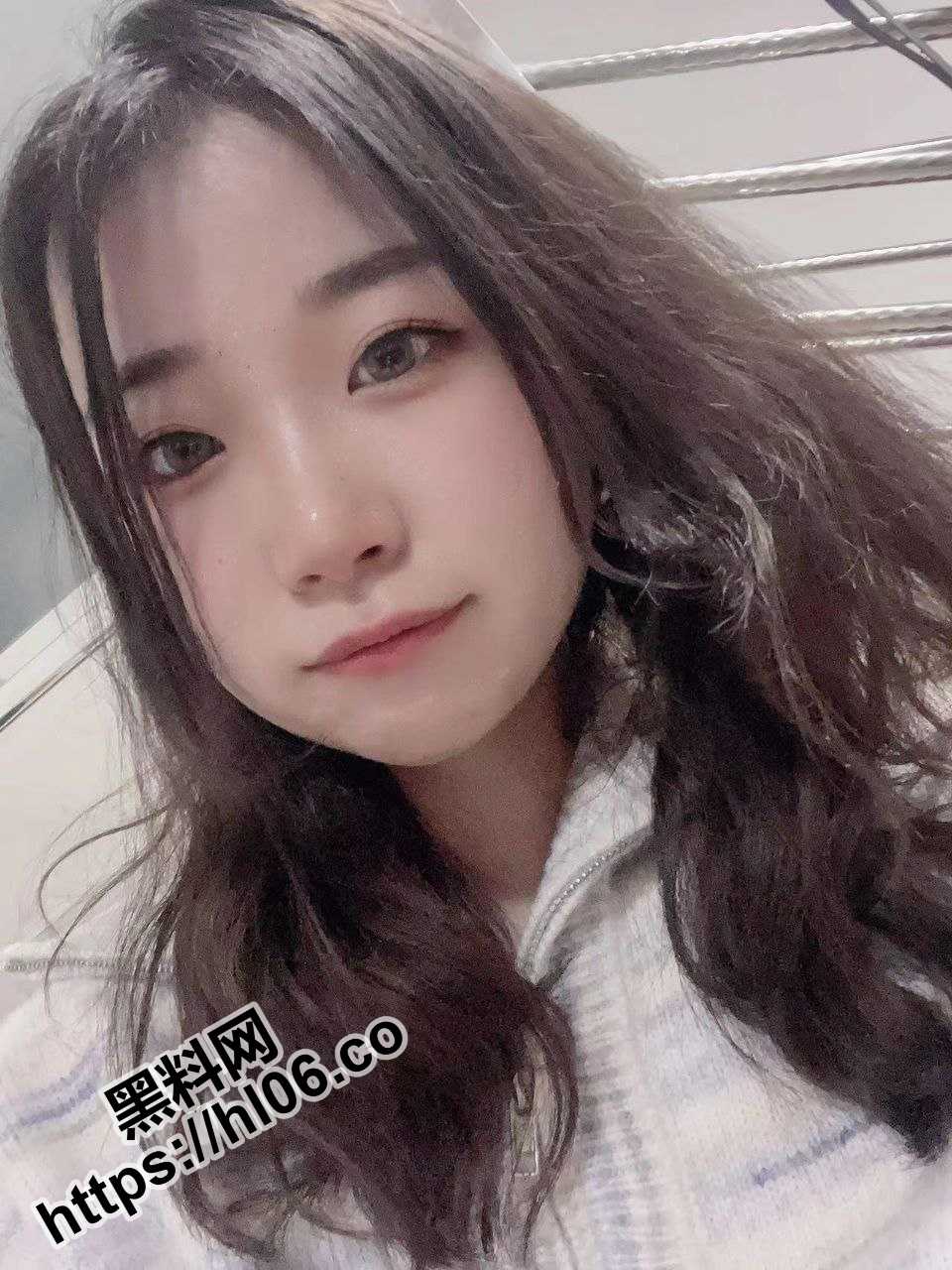 960X1280