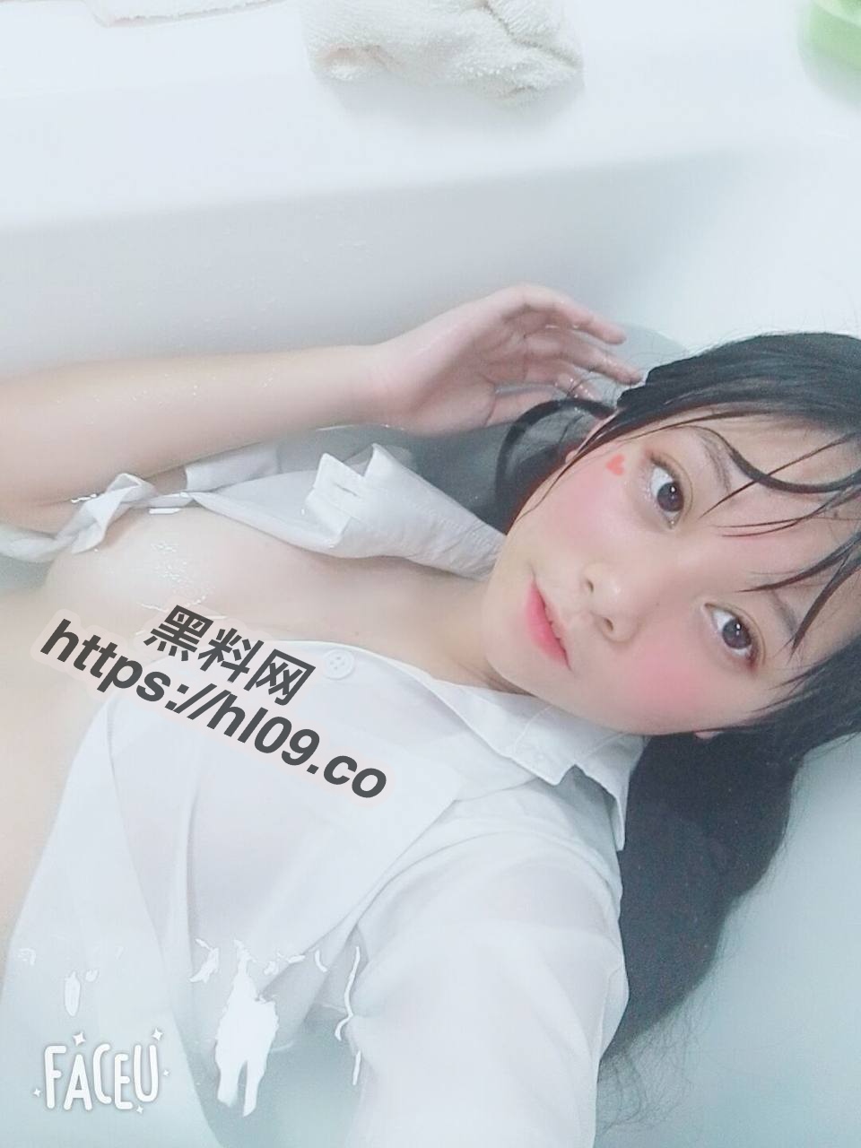 960X1280