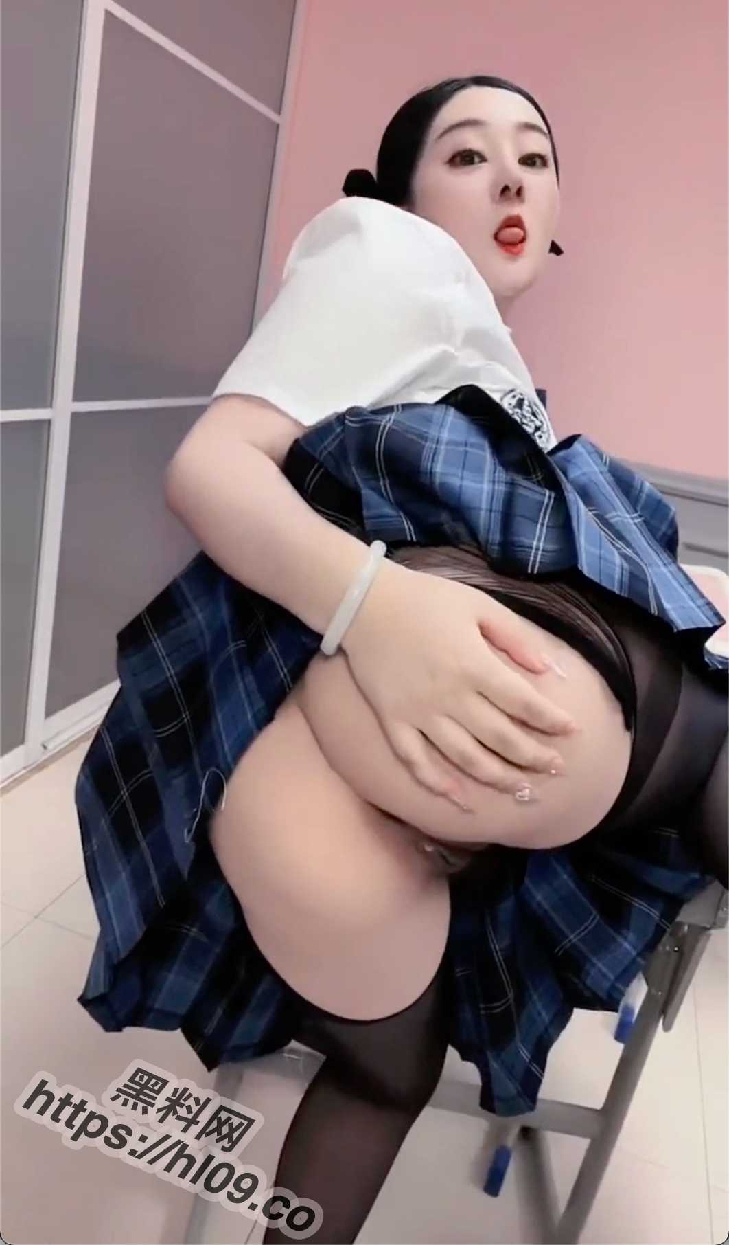 1062X1812