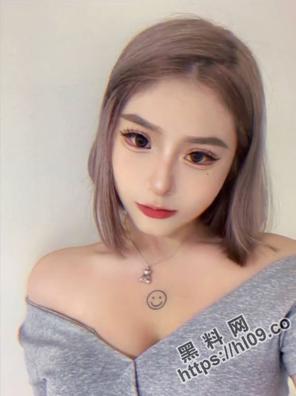 957X1280