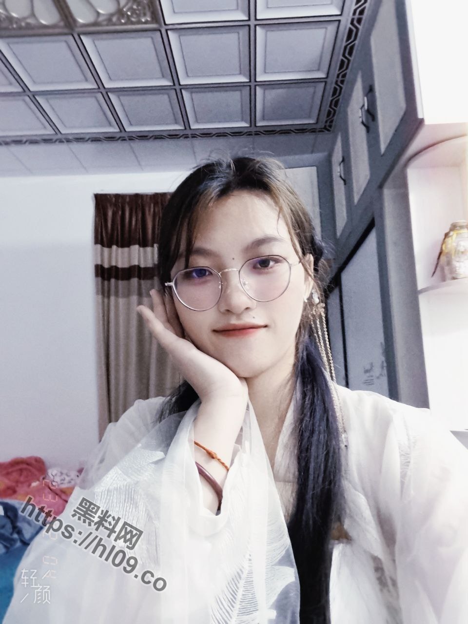 960X1280