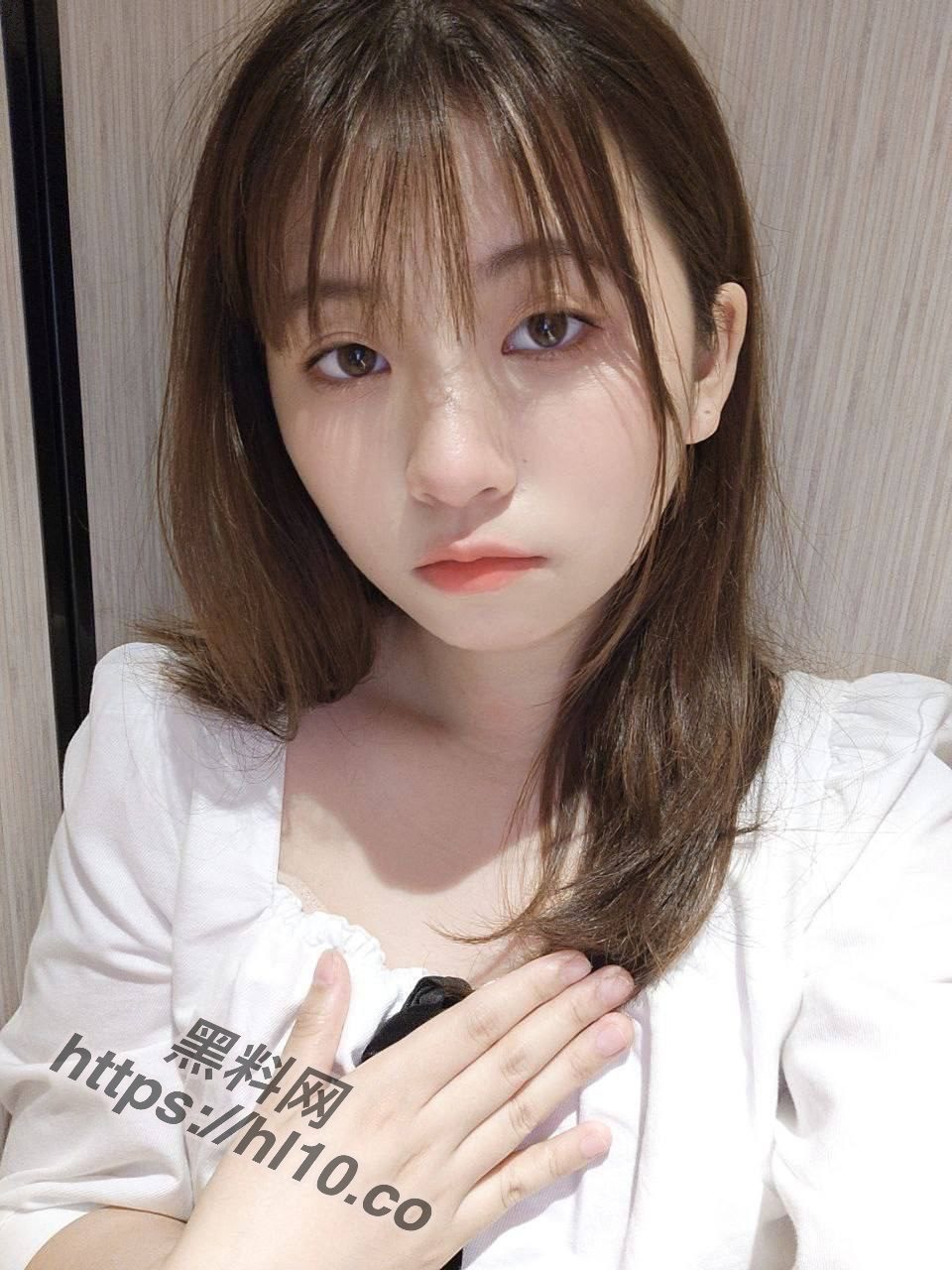 960X1280