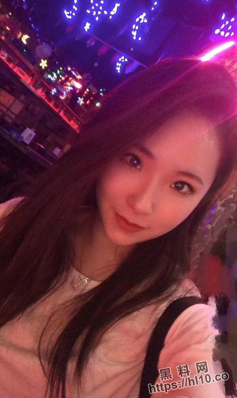 763X1280