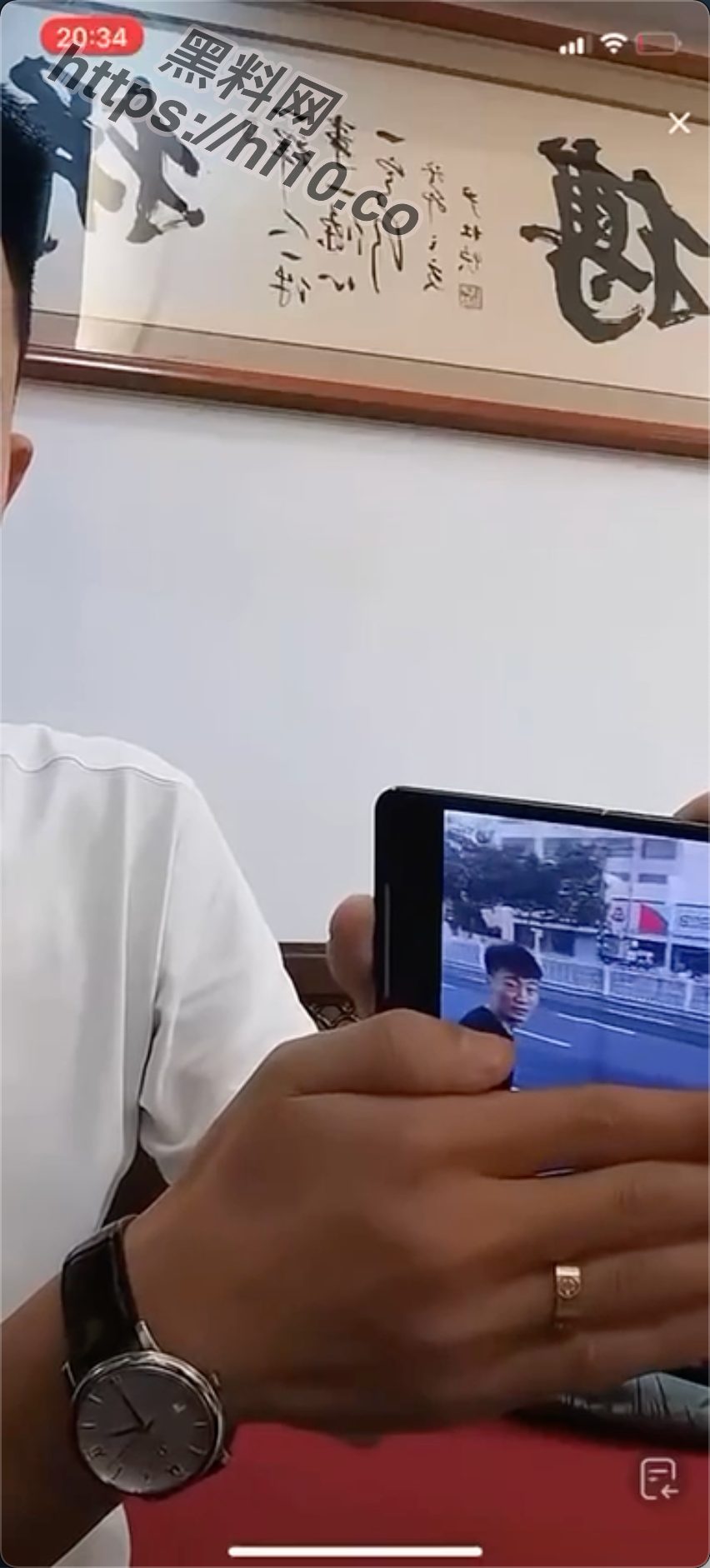 852X1882