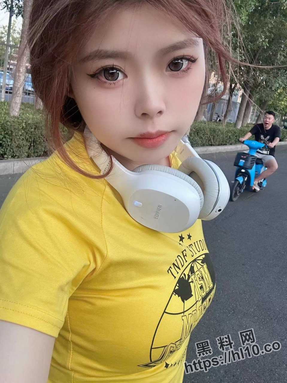 959X1280