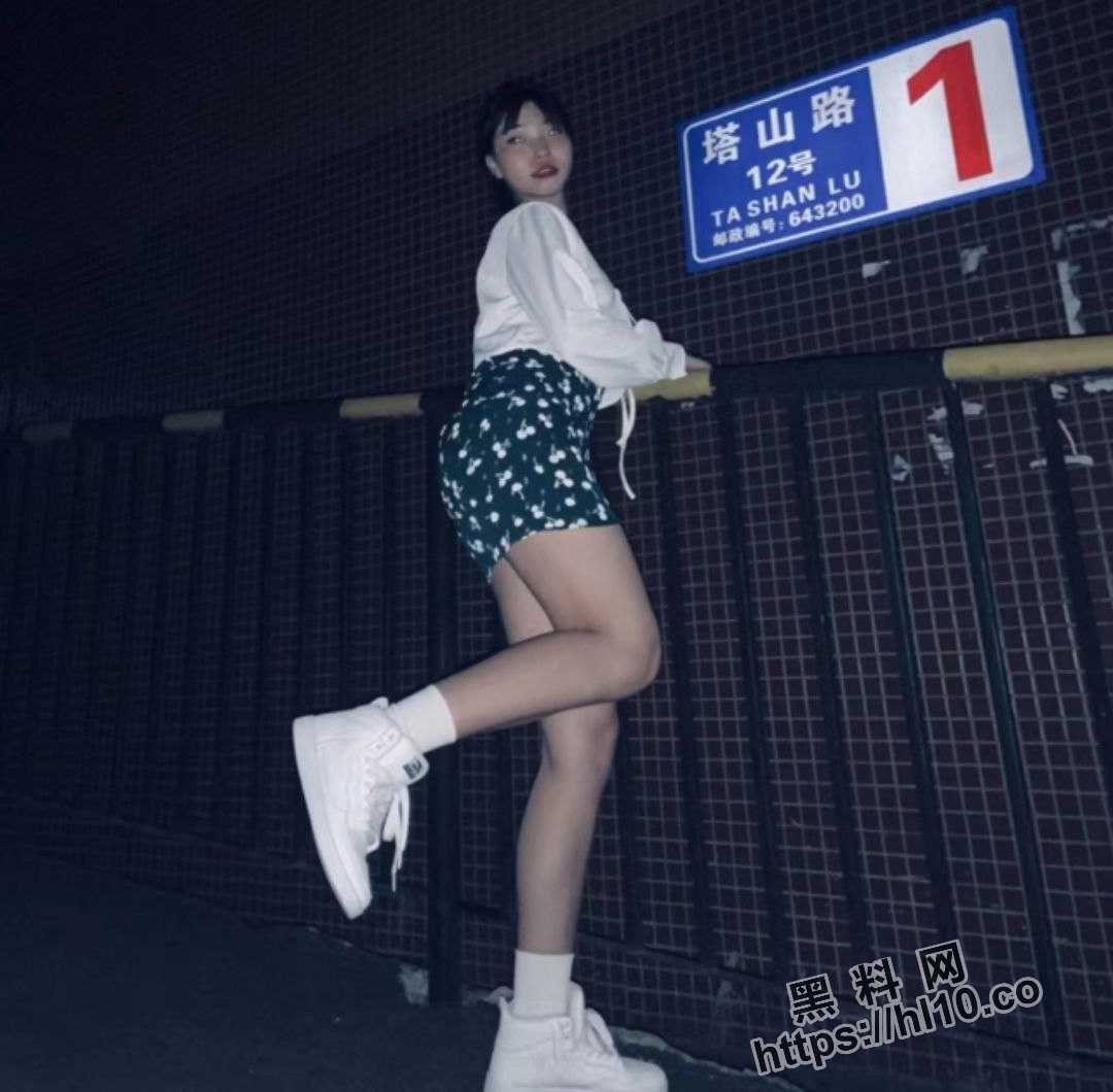 1080X1060
