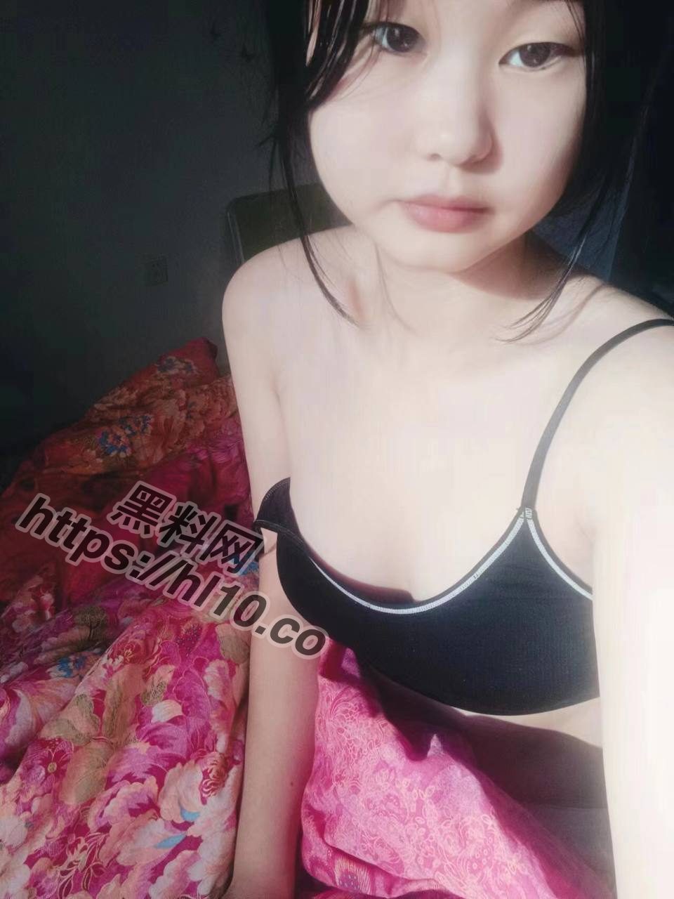 960X1280