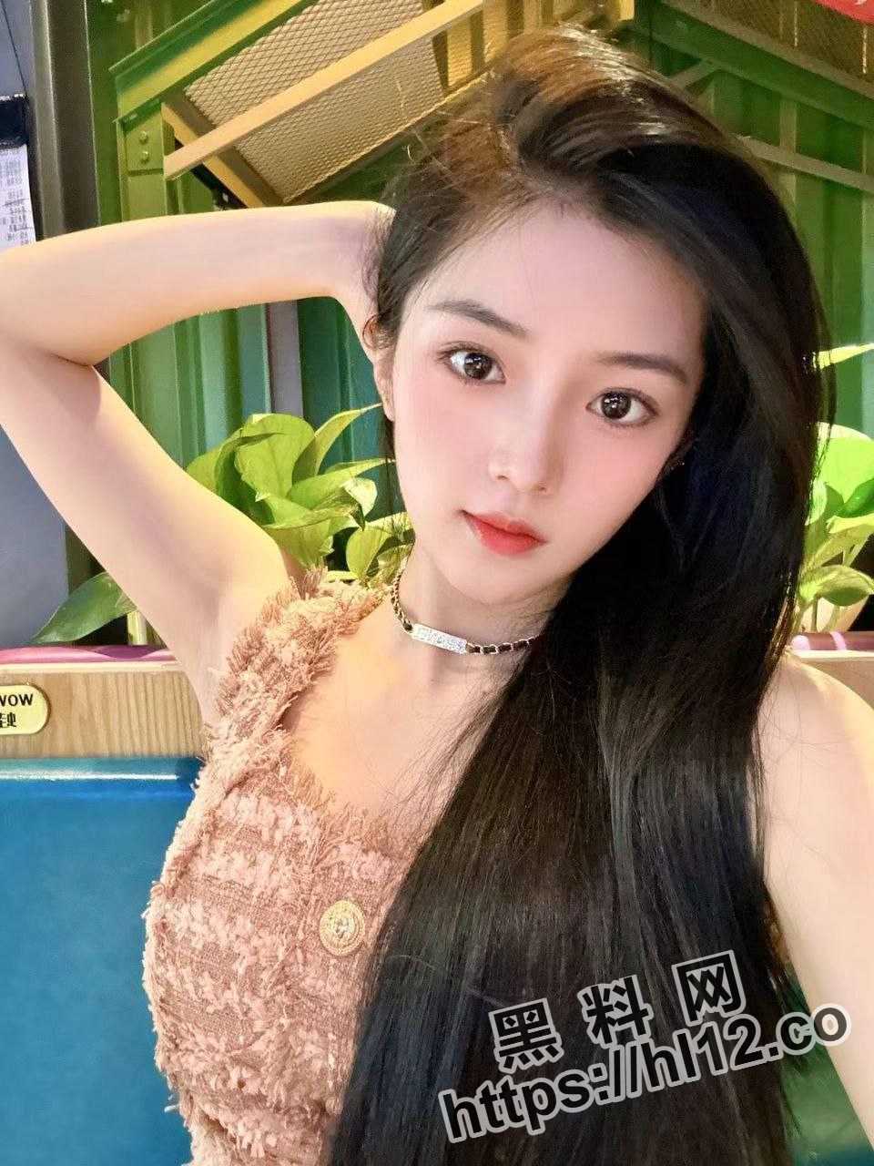 960X1280