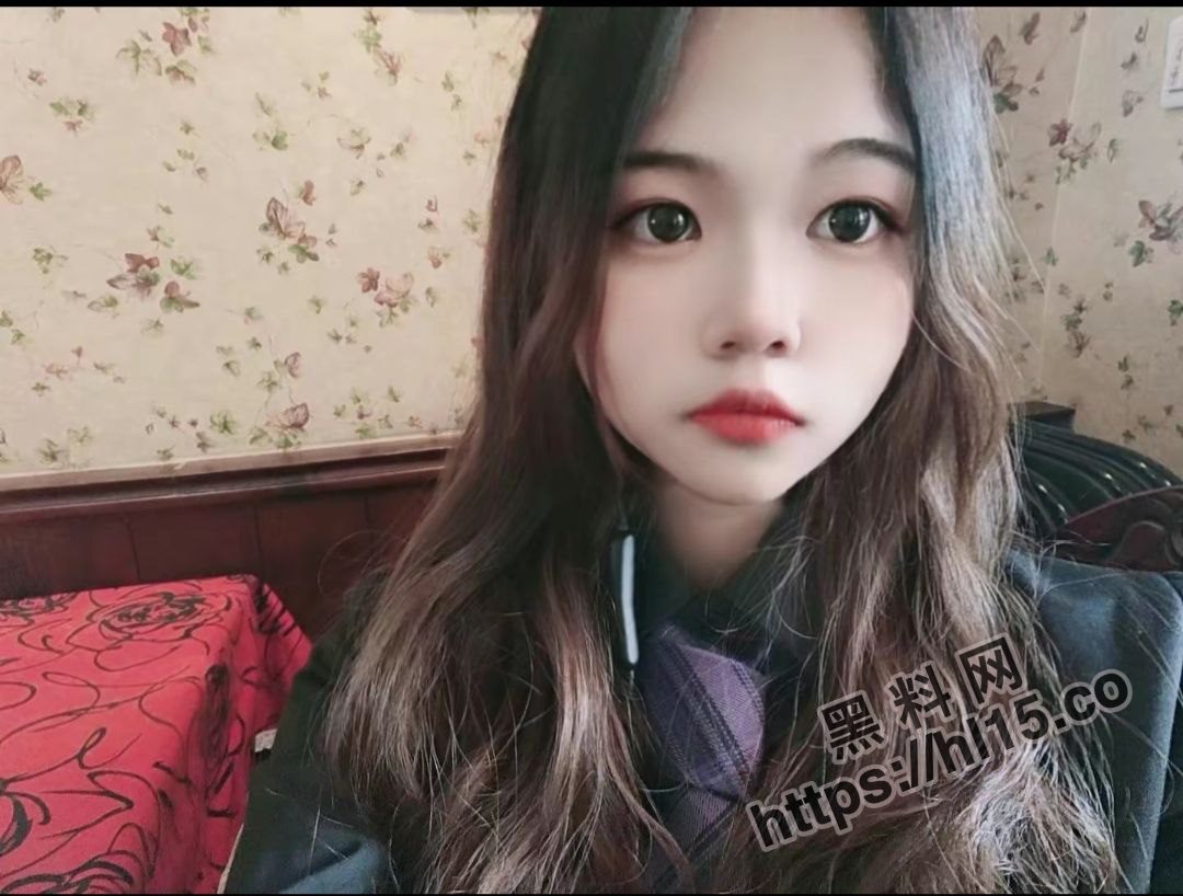 1080X818