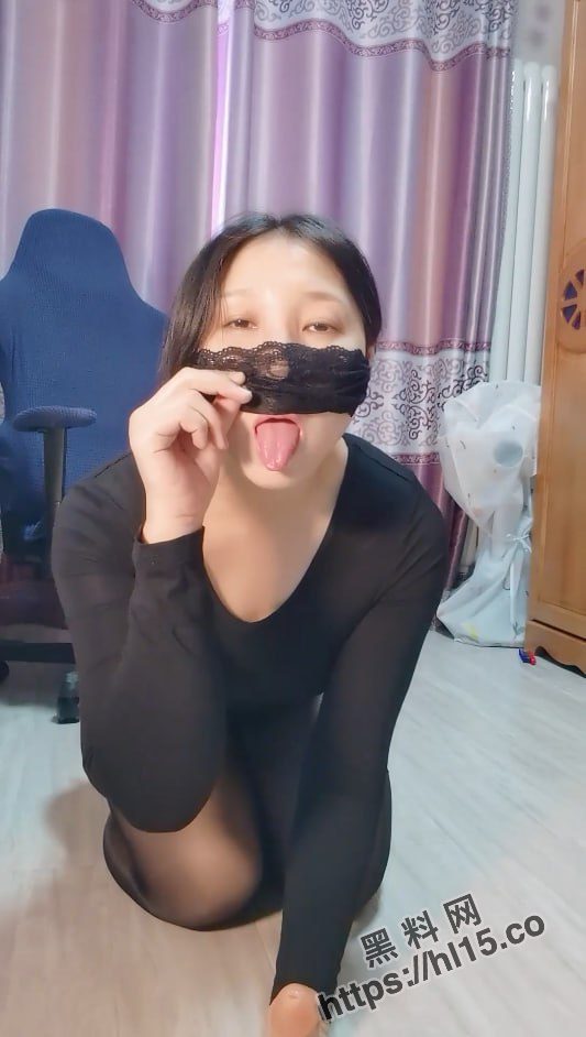 533X942