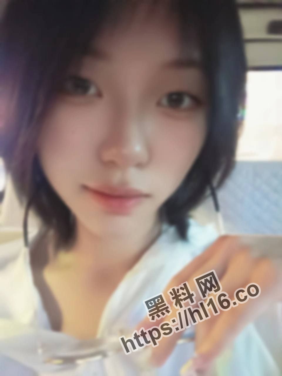 960X1280