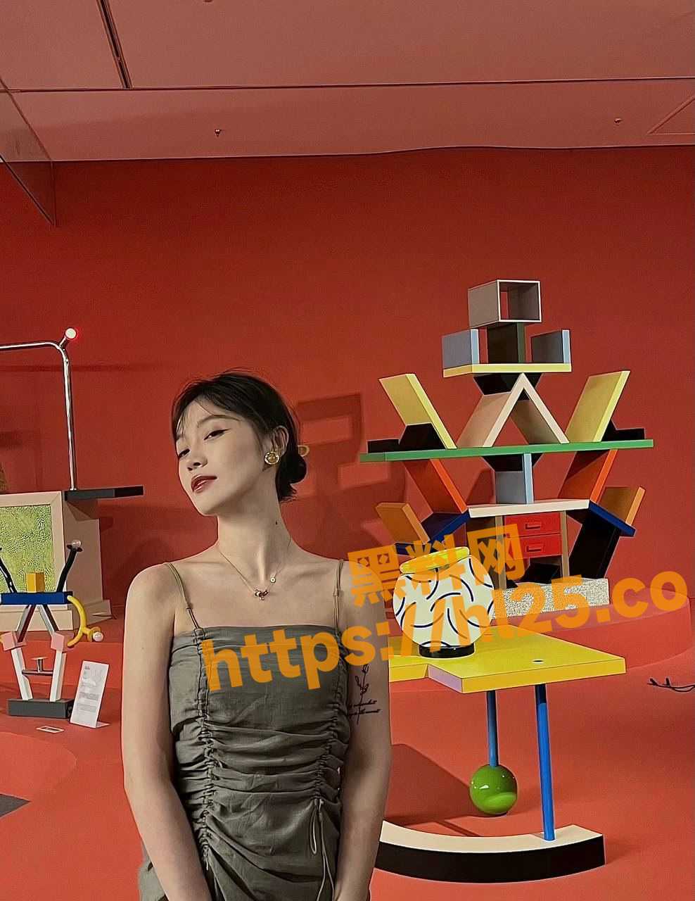 988X1280