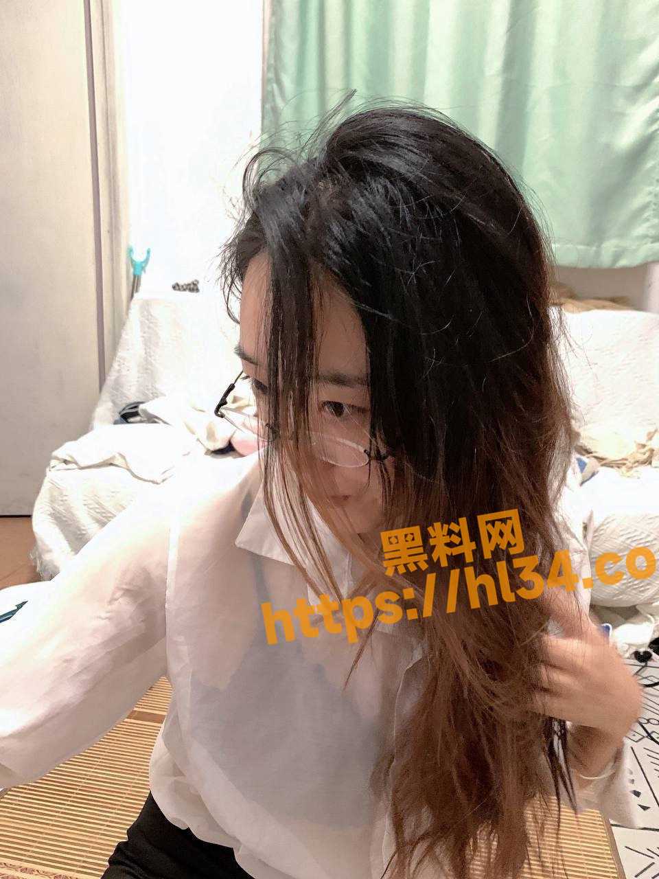 960X1280