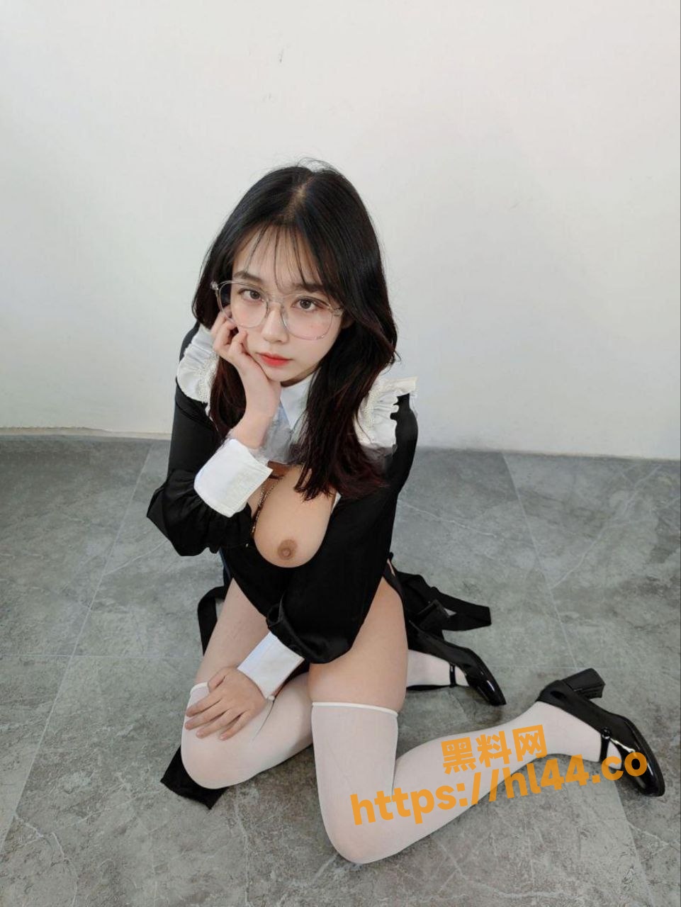961X1280