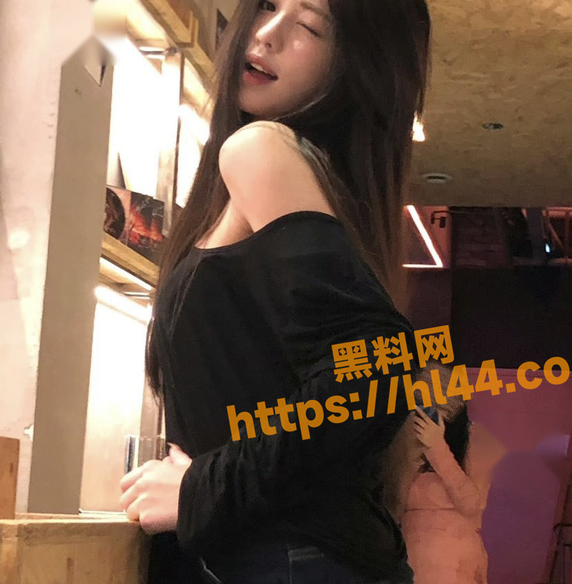 828X846