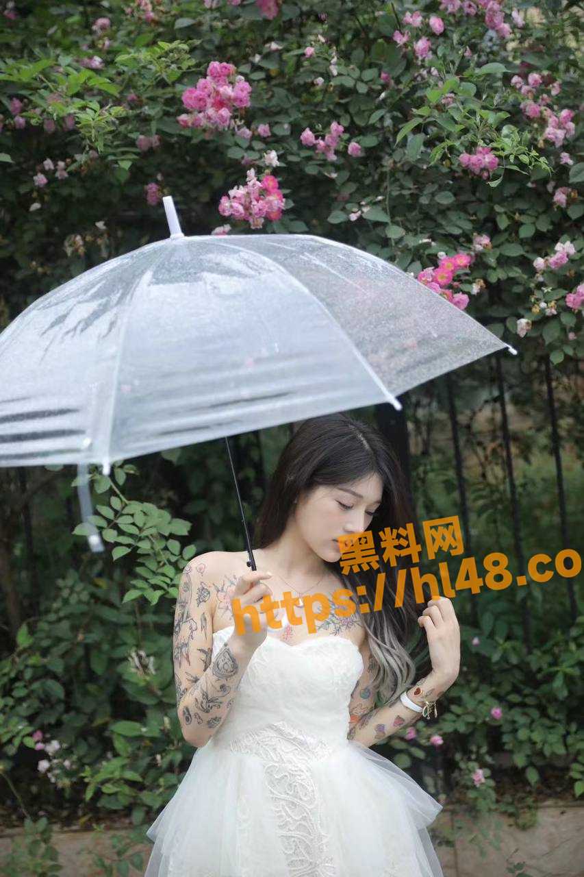 853X1280