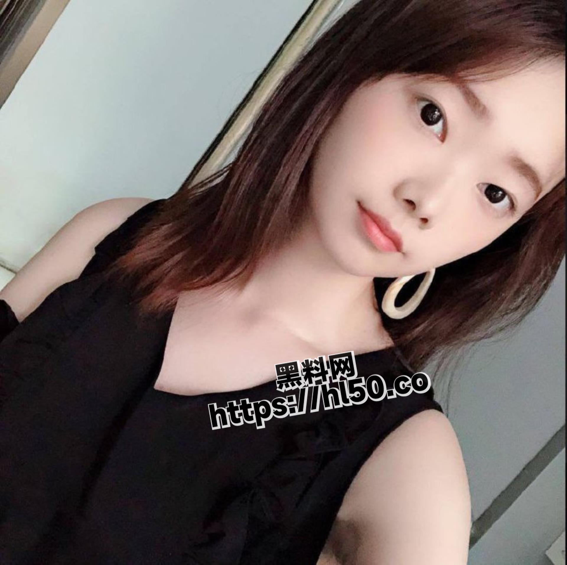 1920X1913
