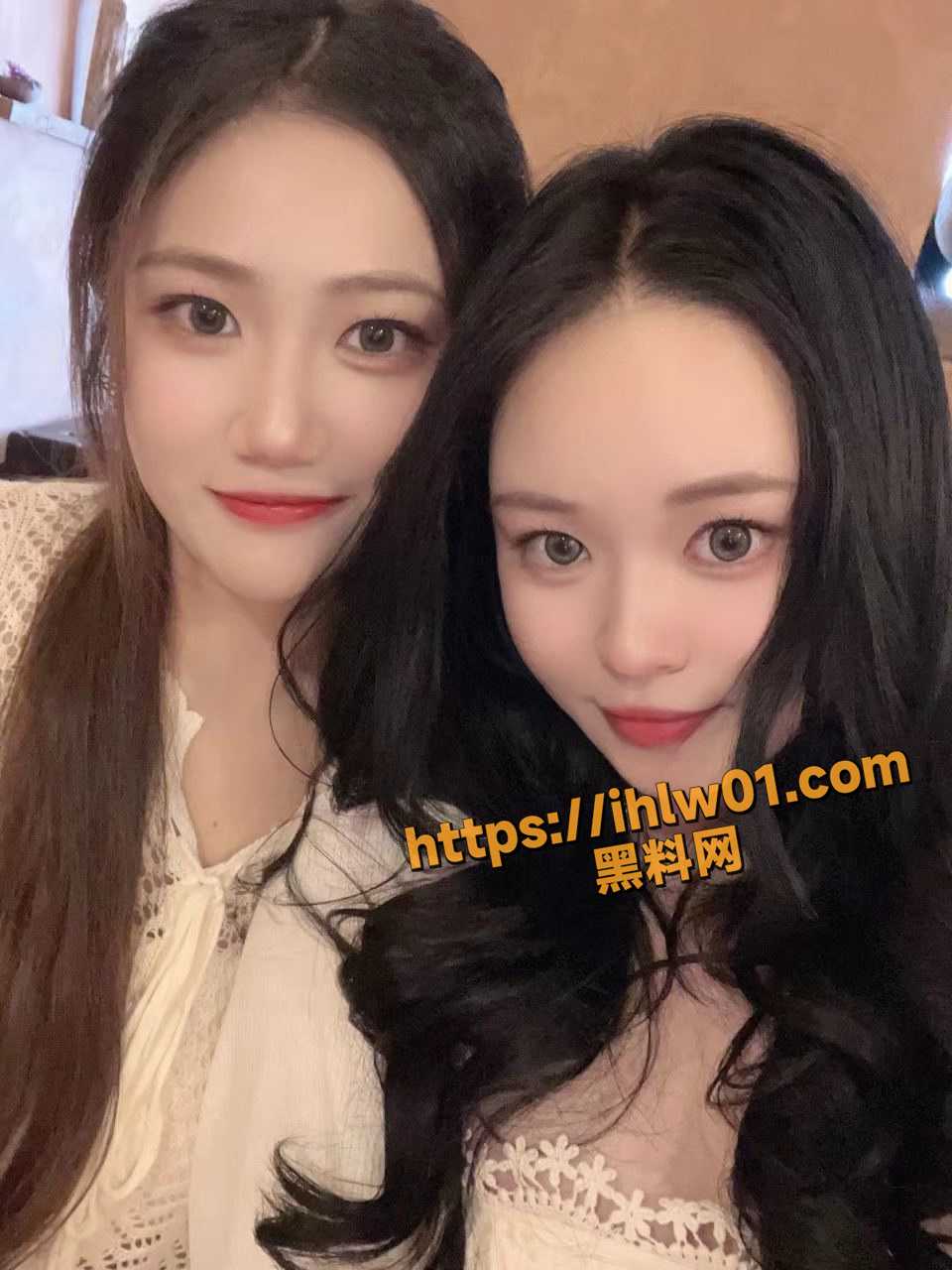 960X1280