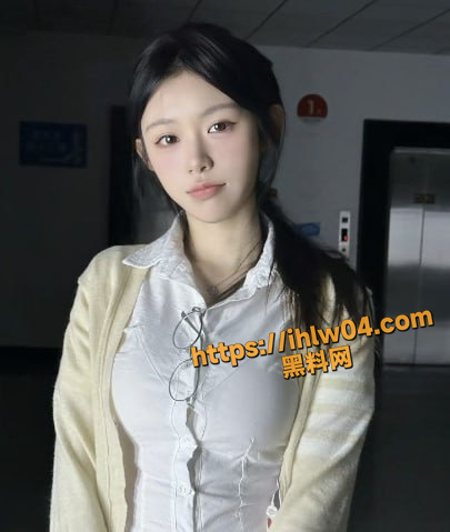 405X479