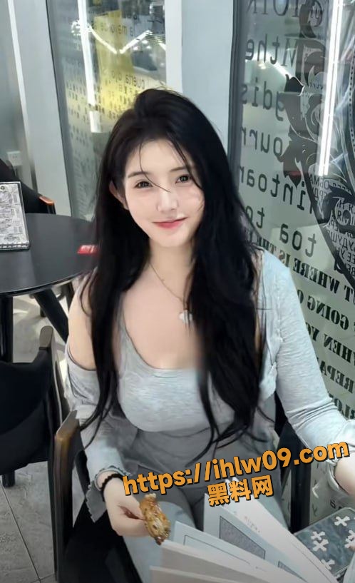 498X817