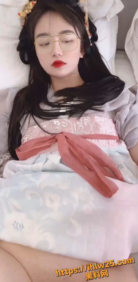 537X1073