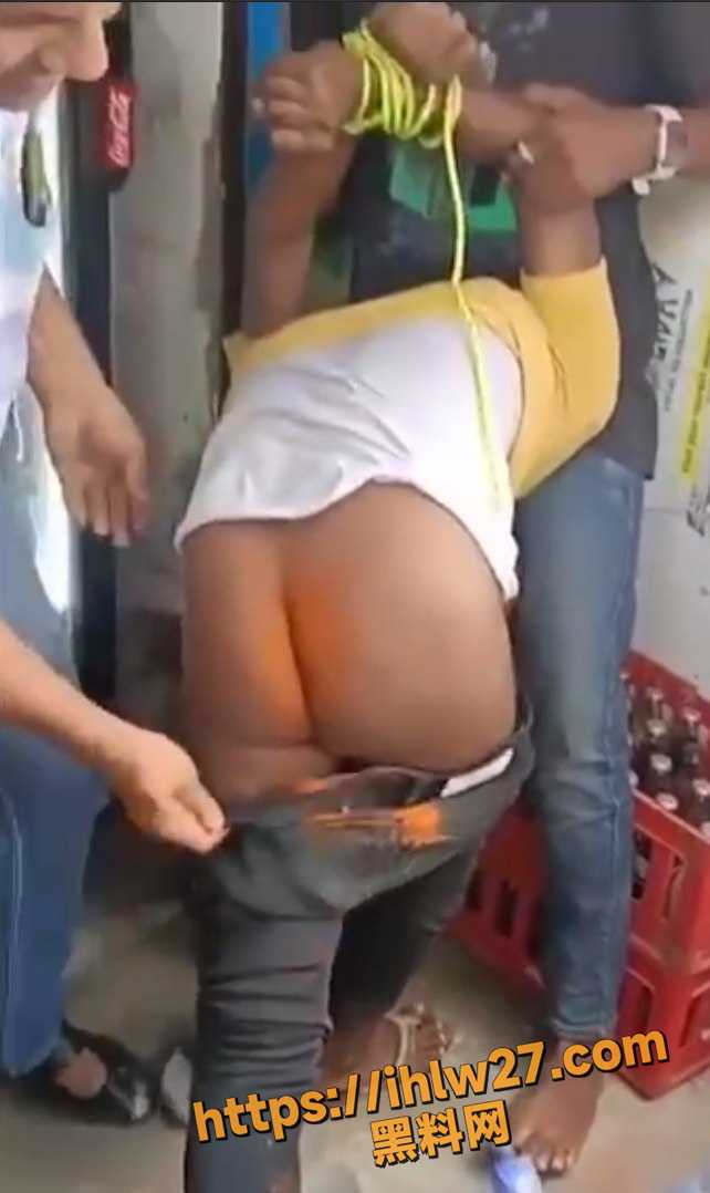 642X1078