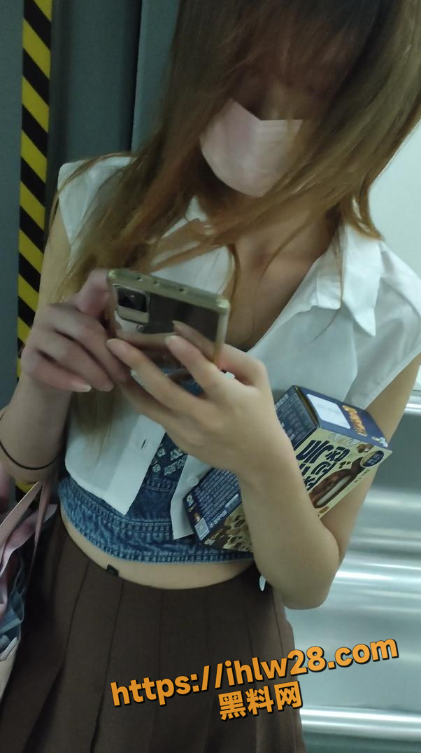 602X1075