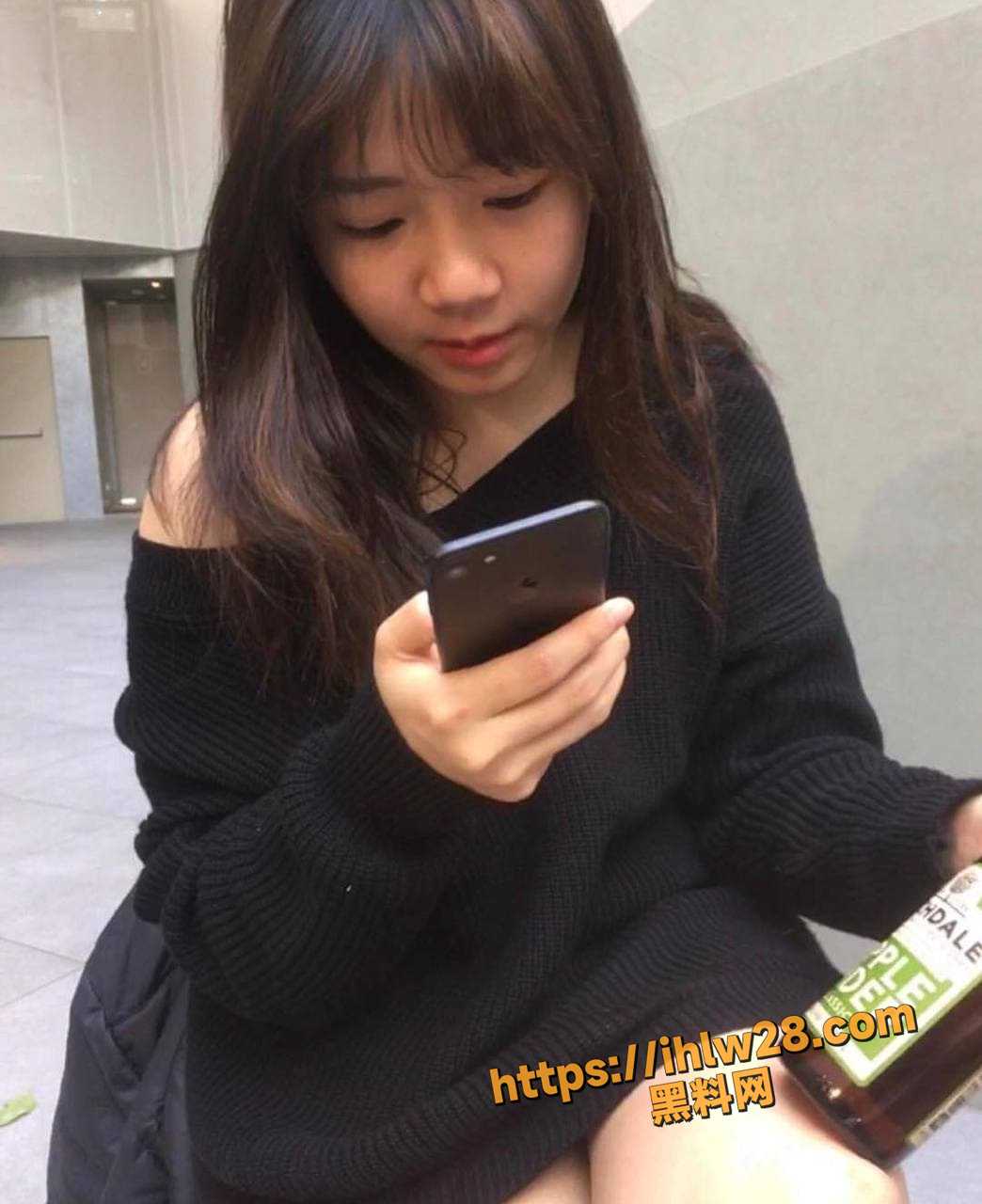 1044X1280