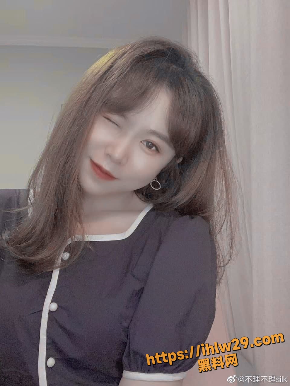 960X1280