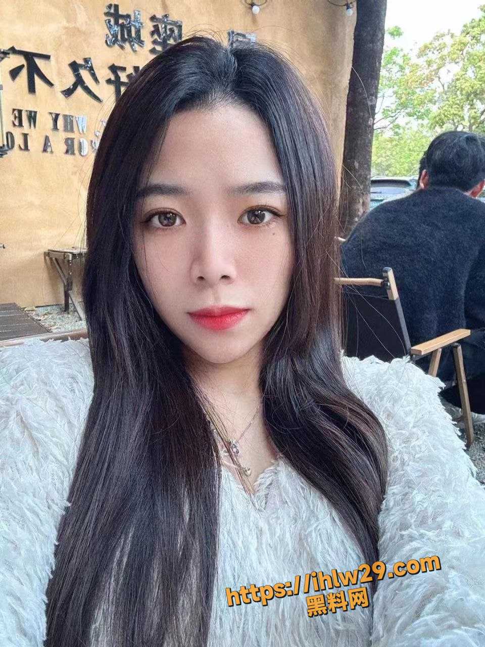 960X1280