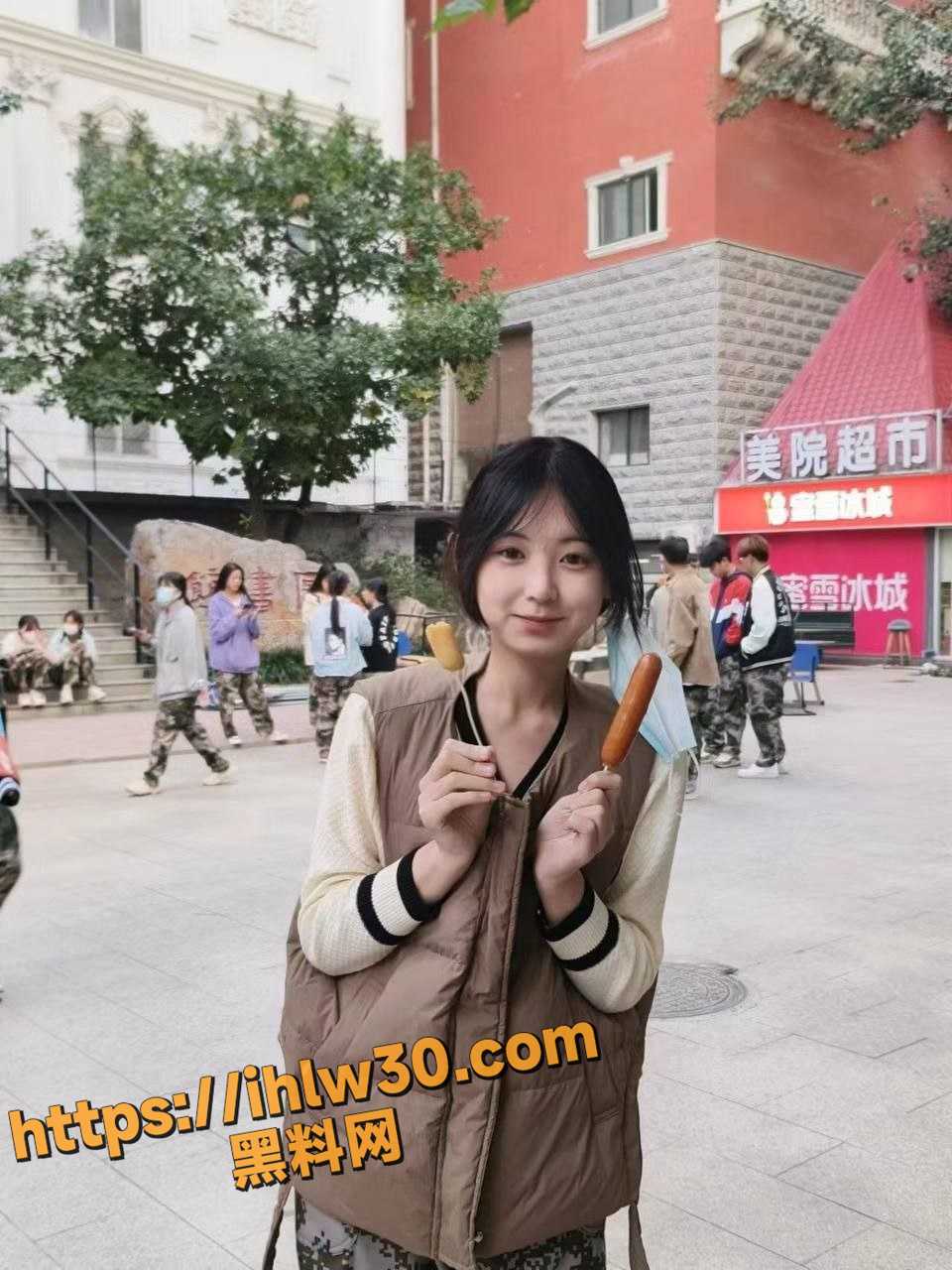 960X1280