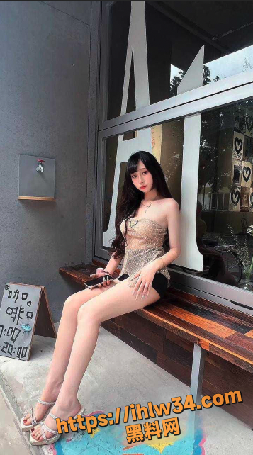 357X642