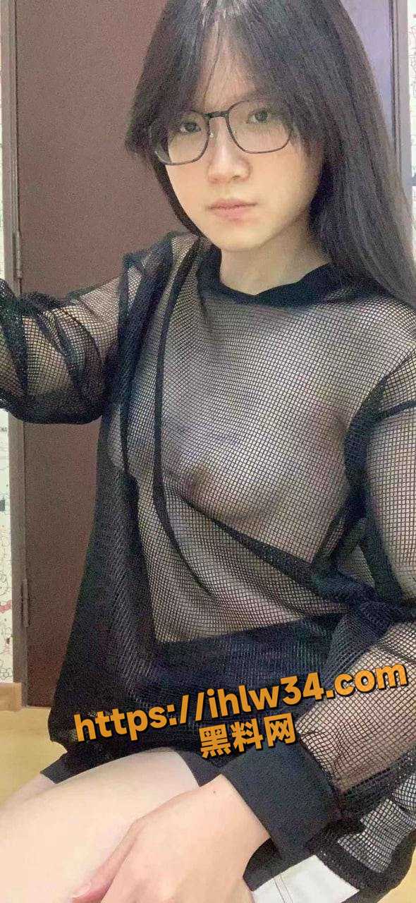 590X1280