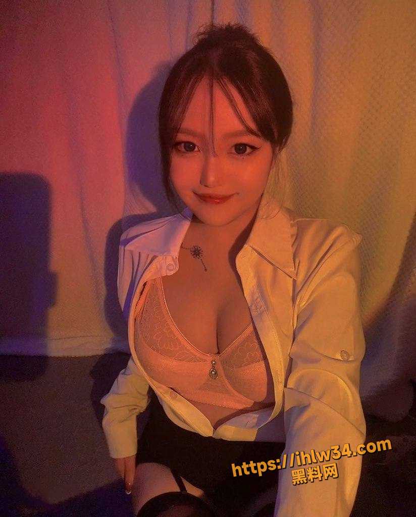 824X1024