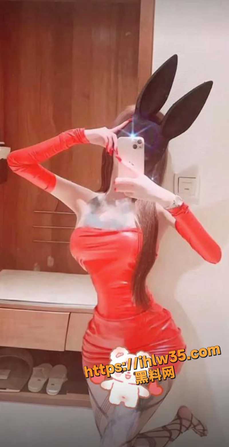 800X1558