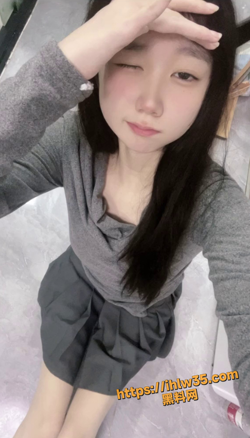 486X852
