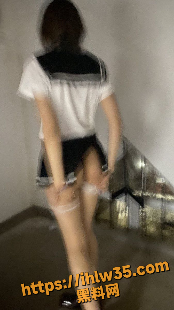 674X1200