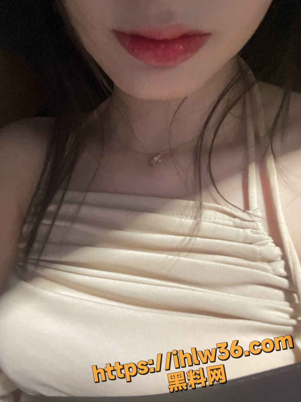 960X1280