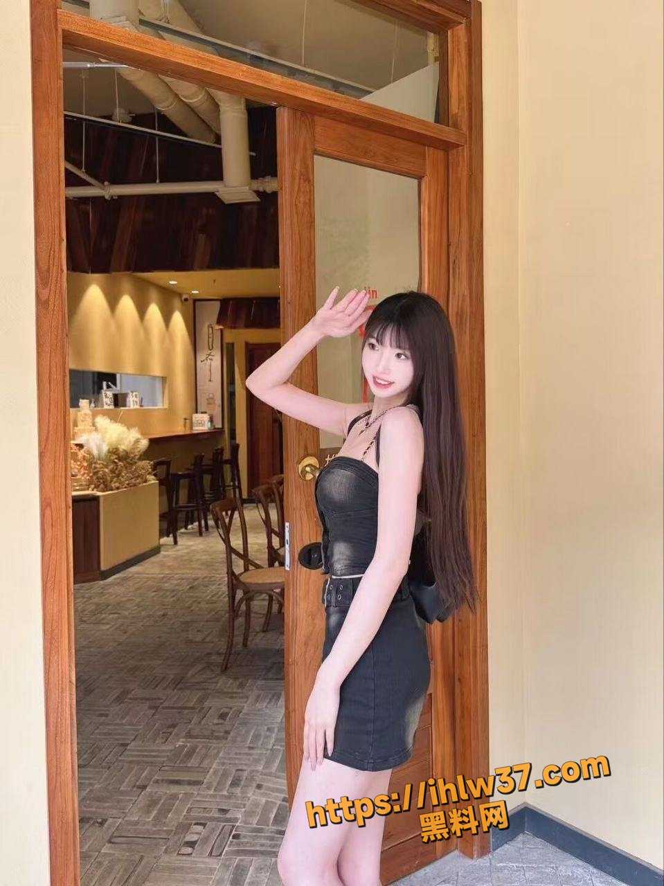 959X1280