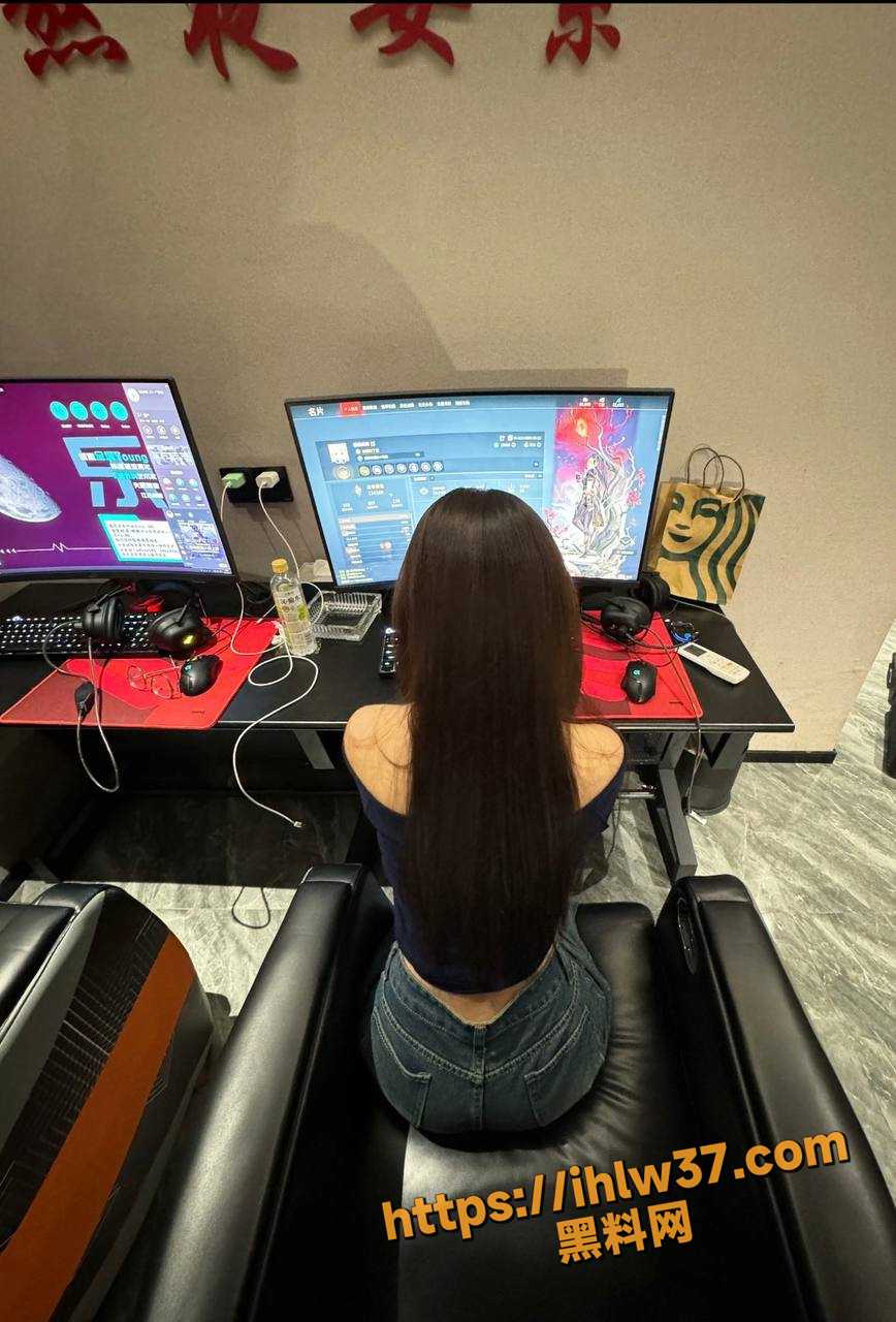 868X1280