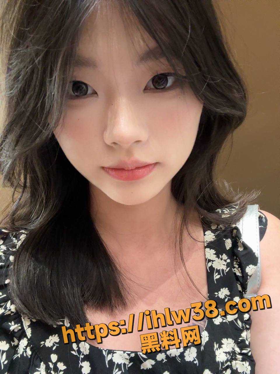 960X1280