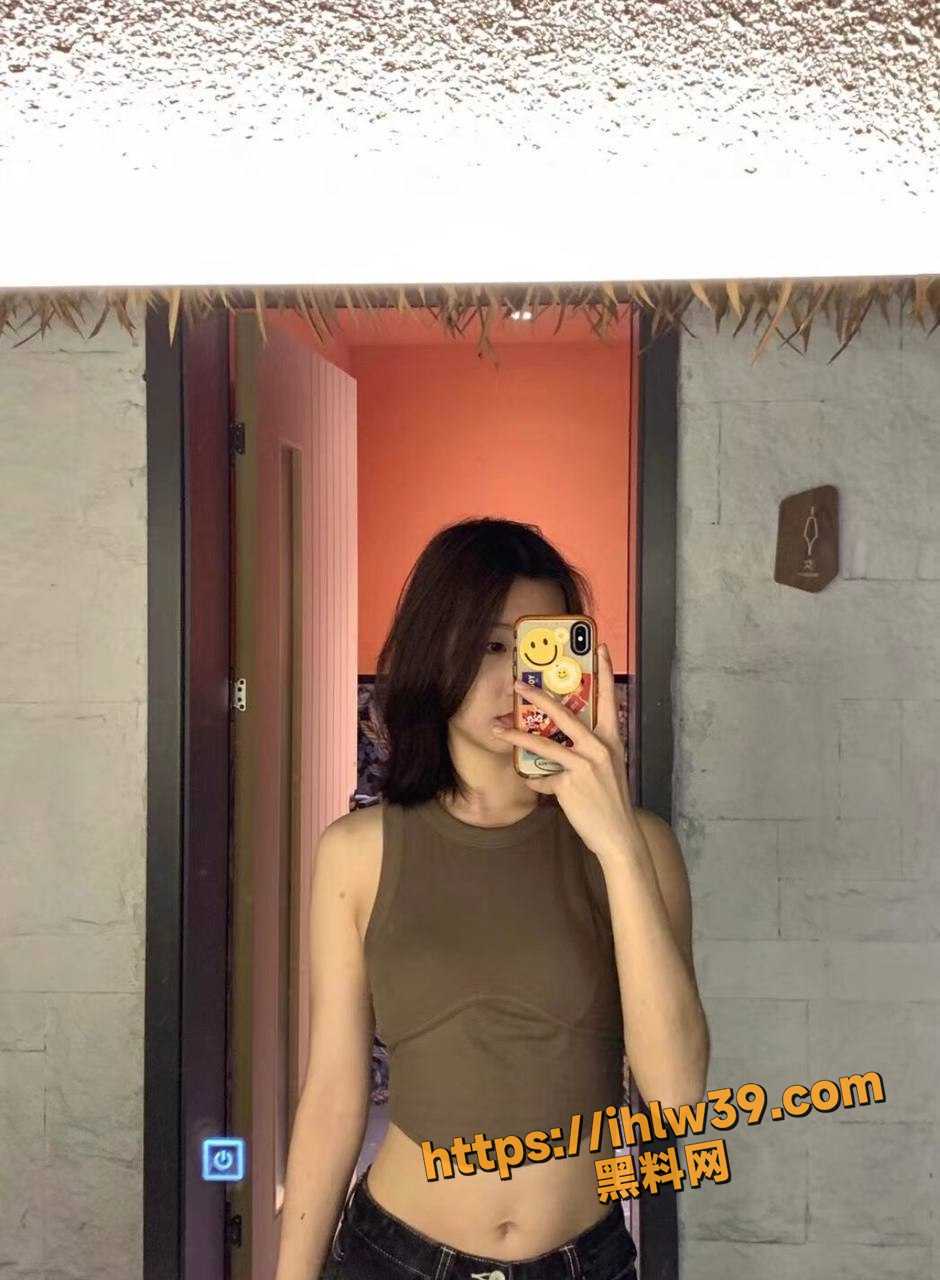 940X1280