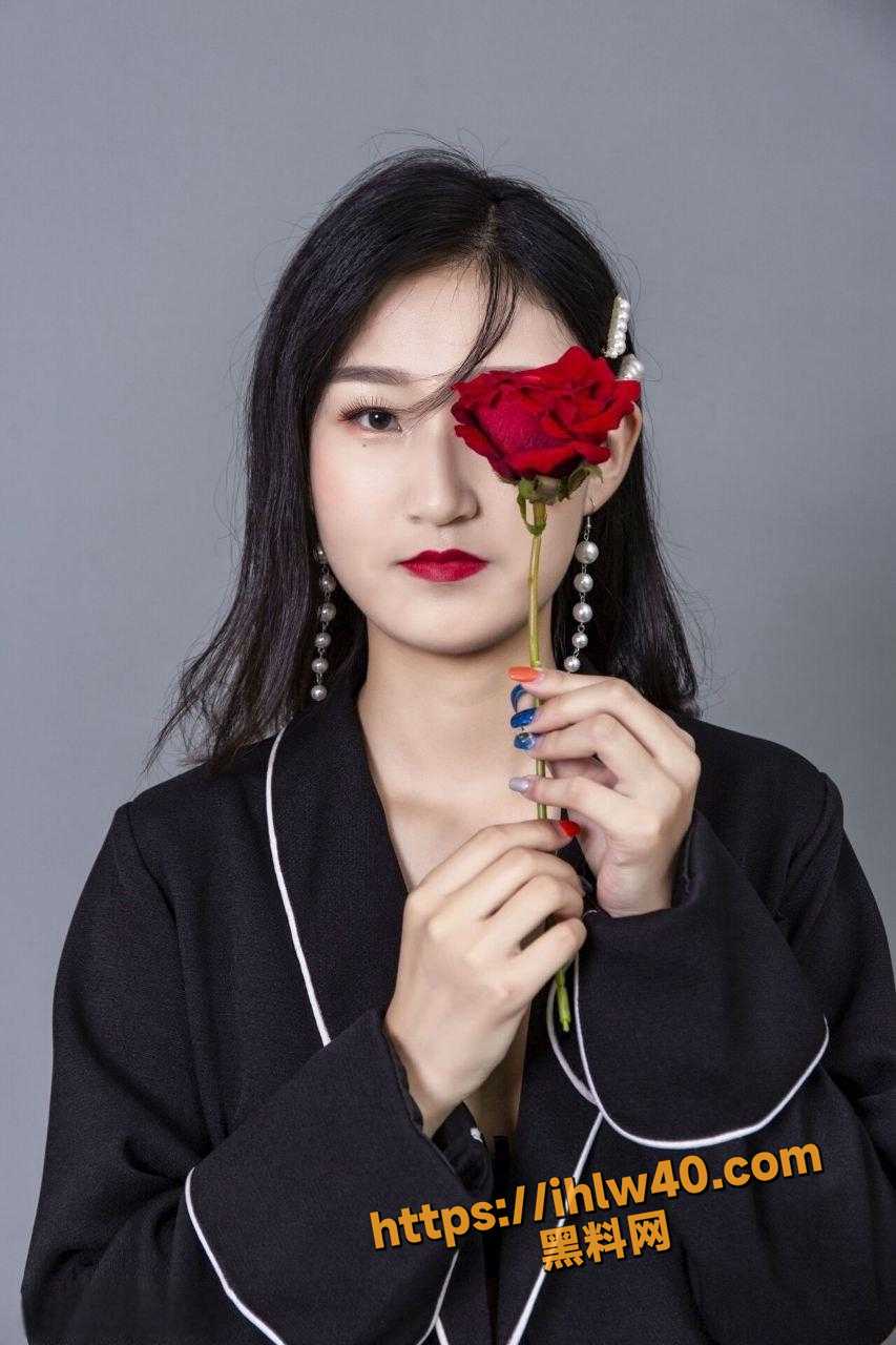 853X1280