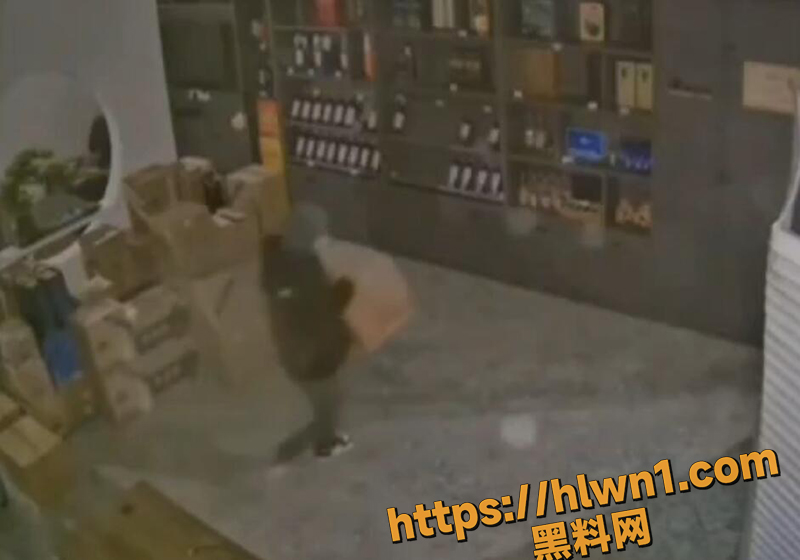 800X560
