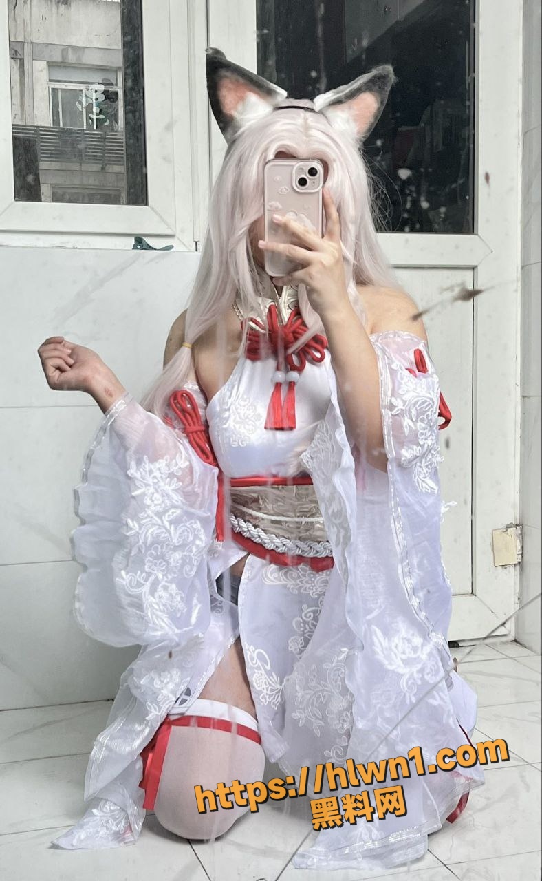 788X1280