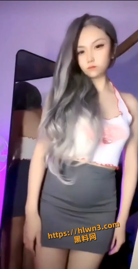 281X547